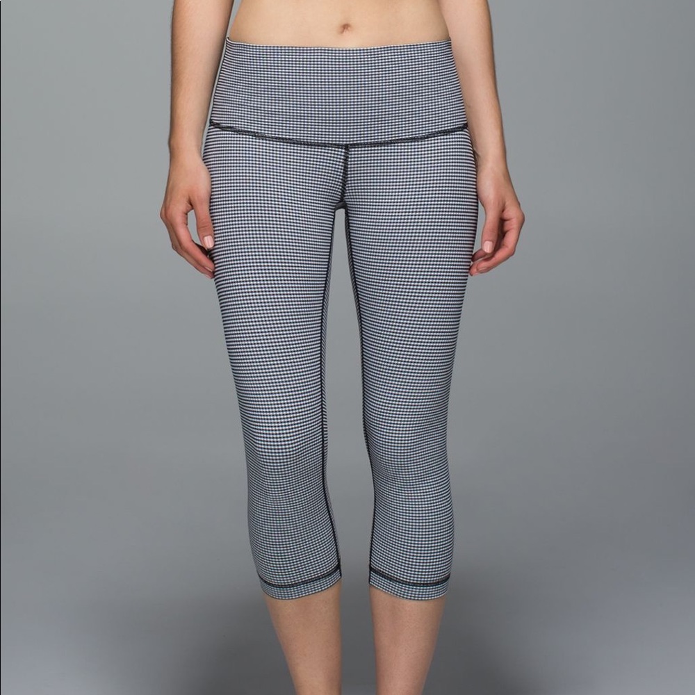 Lululemon Wunder Under Crop II